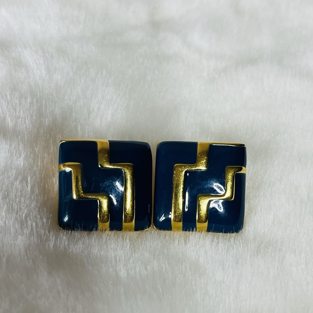 Vintage Signed Monet Navy Blue Enamel Gold Tone Geo Zig Zag Clip On Earrings